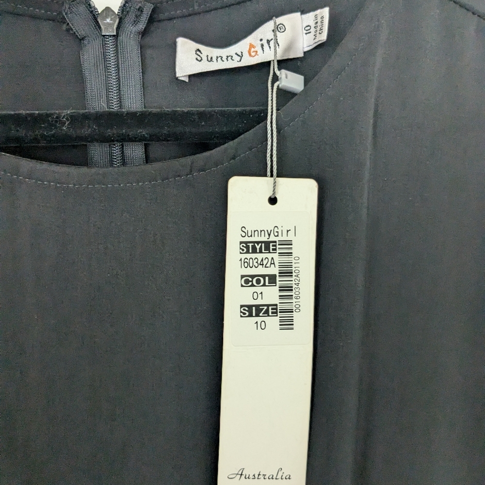 NWT SunnyGirl Black Belted Wide-Leg Jumpsuit – Size AU 10 (US 6) - Picture 4 of 5